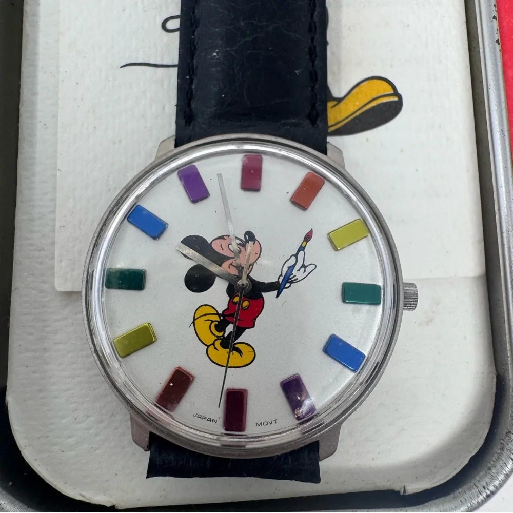 vintage Disney Mickey Mouse painter rainbow marker watch new old stock